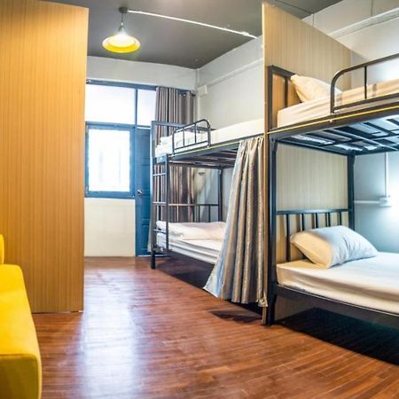 Tha Hostel Чиангмай Екстериор снимка